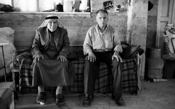 Storie dalla Palestina: l'ultima fabbrica di kefiah
