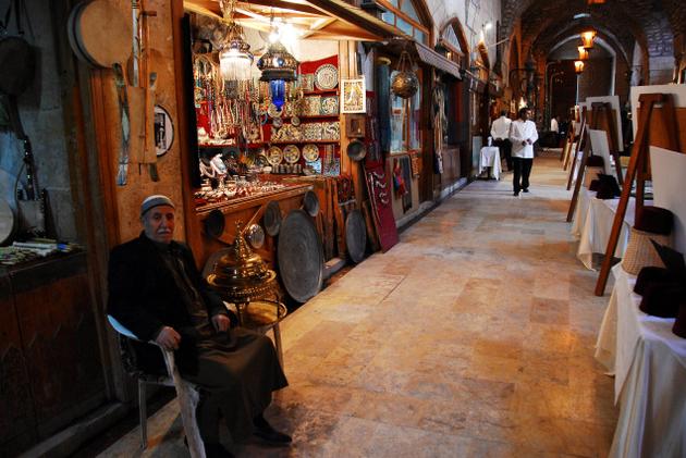 Siria, lavorare all'ombra del conflitto